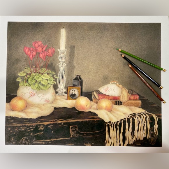 Collection of new colored pencils and  accessories - Picture 16 of 16